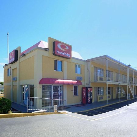 Econo Lodge At Military Circle Norfolk Exterior foto